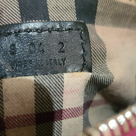 Burberry shoulder / wristlet leather bag - Picture 5 of 10